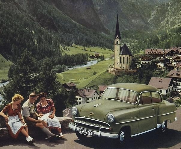 Im Opel zum Großglockner: Fahrzeuge wie der Olympia Rekord (1955) begleiten die Deutschen durch die Wirtschaftswunderjahre.